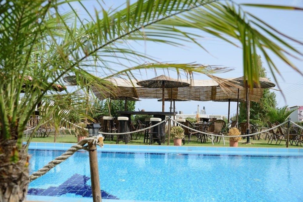Villa Gereoudis Seaview Apartments-Pool & Bar Kolimvárion Exterior foto